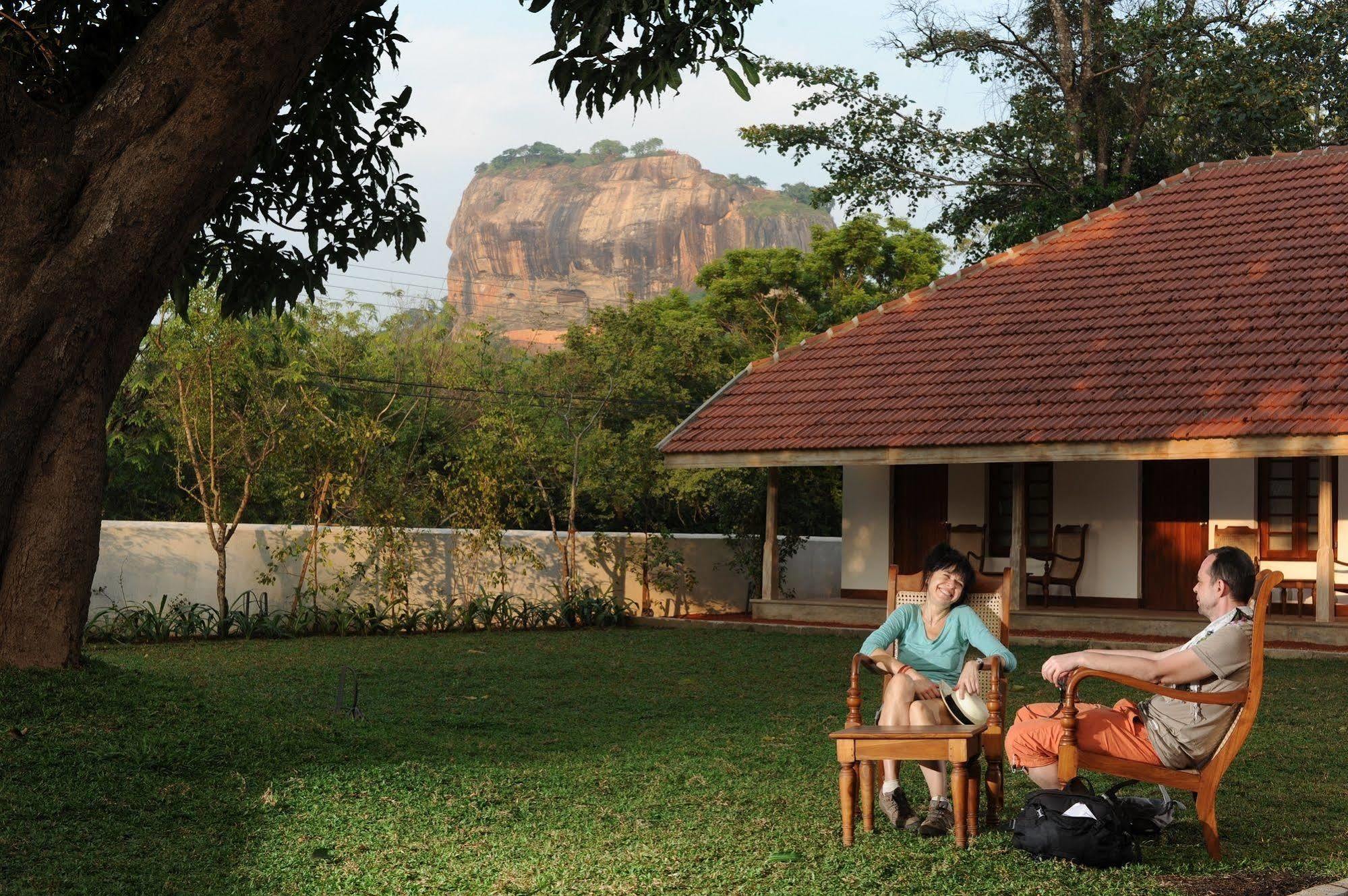 Ekho Sigiriya Hotel Екстериор снимка
